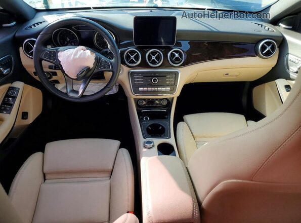 WDDSJ4EB1JN619997 2018 MERCEDES-BENZ CLA-CLASS Blue Առջևի վահանակի տեսք