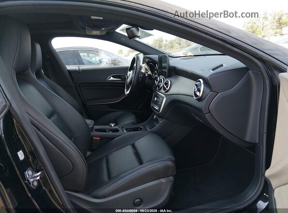 WDDSJ4EB1KN738103 2019 MERCEDES-BENZ CLA 250 Черный Вид салона спереди