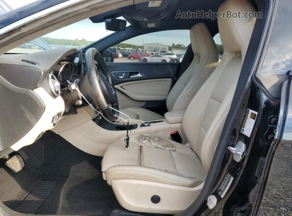 WDDSJ4EB2JN560989 2018 MERCEDES-BENZ CLA-CLASS Black Vista interior delantera