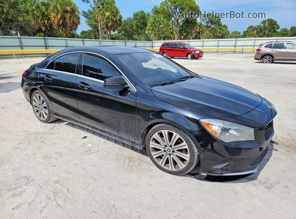 WDDSJ4EB2JN643189 2018 MERCEDES-BENZ CLA-CLASS Black Przód prawy