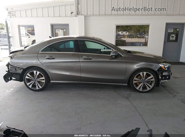 WDDSJ4EB2KN744007 2019 MERCEDES-BENZ CLA 250 Gray Панорамний вид салону 360°