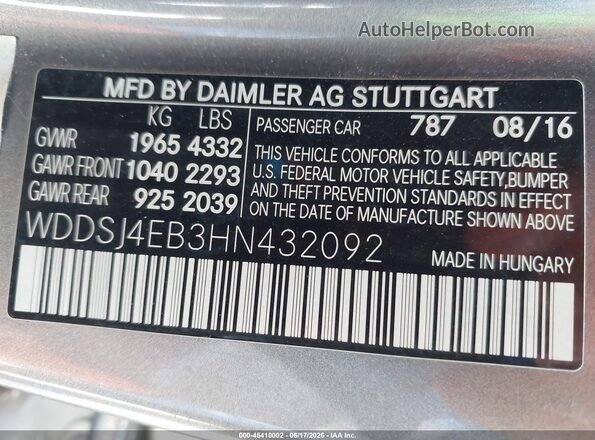 WDDSJ4EB3HN432092 2017 MERCEDES-BENZ CLA 250 Brown Vista del compartimento del motor