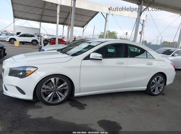WDDSJ4EB3KN753086 2019 MERCEDES-BENZ CLA 250 White Սալոնի 360 աստիճան տեսք