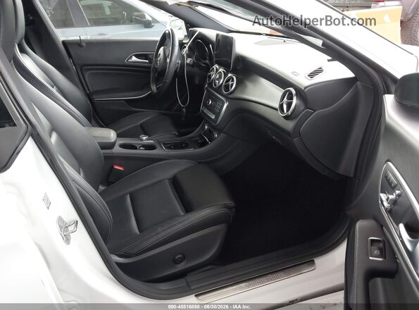 WDDSJ4EB3KN753086 2019 MERCEDES-BENZ CLA 250 White Սալոնի դիմացի տեսք