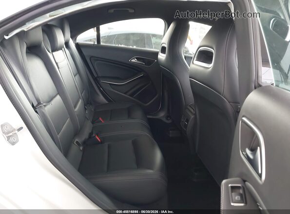 WDDSJ4EB3KN753086 2019 MERCEDES-BENZ CLA 250 White VIN կոդի պիտակի տեսք