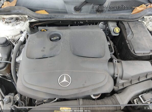 WDDSJ4EB4JN517092 2018 MERCEDES-BENZ CLA 250 White Հետևի տեսք