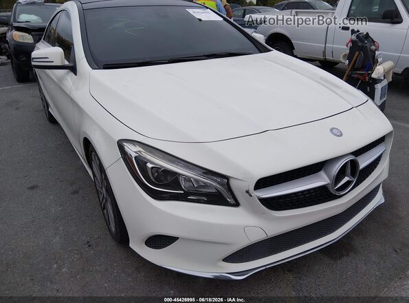 WDDSJ4EB4JN517092 2018 MERCEDES-BENZ CLA 250 White Դիմացի տեսք