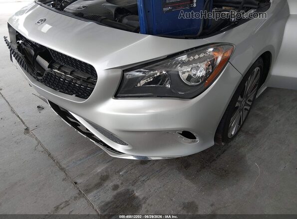 WDDSJ4EB4JN604460 2018 MERCEDES-BENZ CLA 250 Silver Դիմացի տեսք