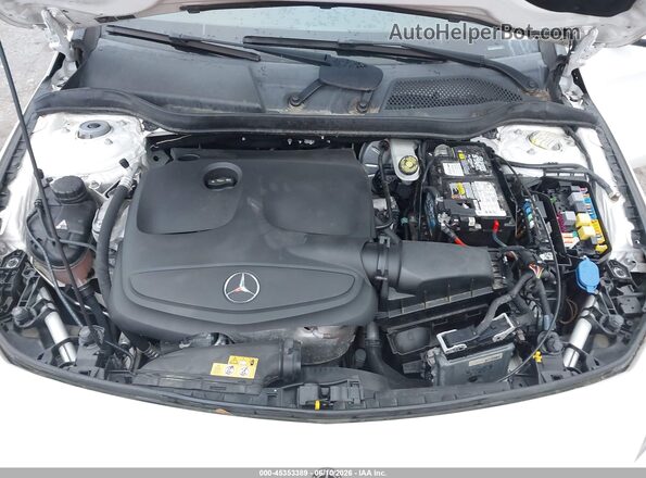 WDDSJ4EB4KN741139 2019 MERCEDES-BENZ CLA 250 Белый Вид сзади