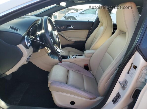 WDDSJ4EB5HN497073 2017 MERCEDES-BENZ CLA-CLASS White Front interior view