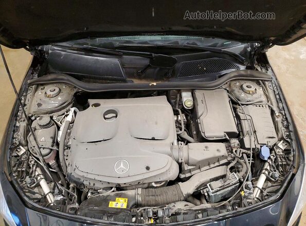 WDDSJ4EB5KN721708 2019 MERCEDES-BENZ CLA-CLASS Black Вид задньої частини салону