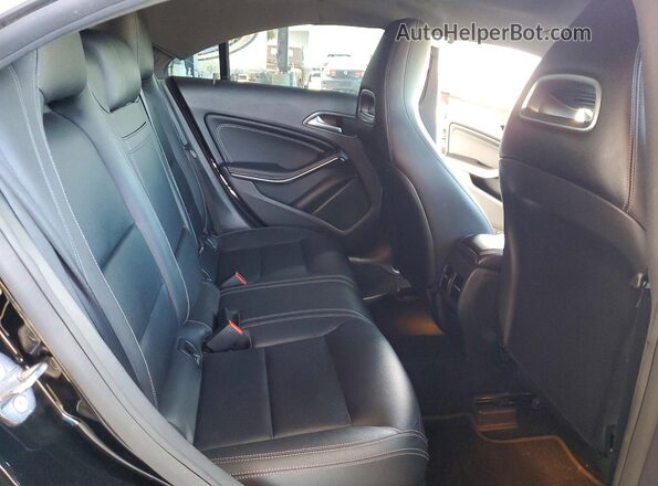 WDDSJ4EB5KN726889 2019 MERCEDES-BENZ CLA-CLASS Black უკანა სავარძლების ხედი