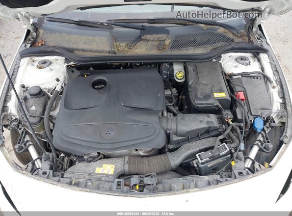 WDDSJ4EB6GN312284 2016 MERCEDES-BENZ CLA 250 White უკანა ხედი