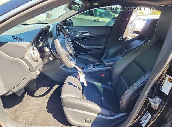 WDDSJ4EB7JN692534 2018 MERCEDES-BENZ CLA-CLASS Black Вид салону спереду