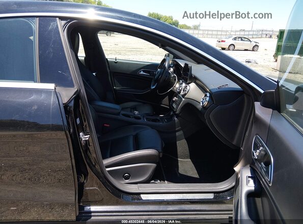 WDDSJ4EB7KN699260 2019 MERCEDES-BENZ CLA 250 Black Front interior view