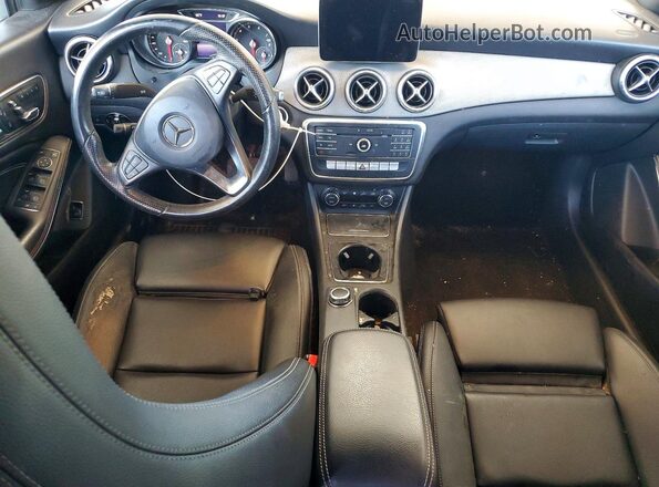 WDDSJ4EB7KN707972 2019 MERCEDES-BENZ CLA-CLASS White Առջևի վահանակի տեսք