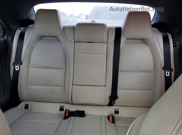 WDDSJ4EB8GN393790 2016 MERCEDES-BENZ CLA-CLASS Red Вид задніх сидінь