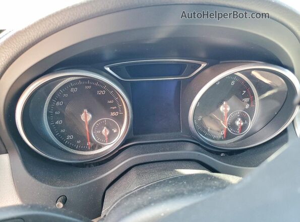 WDDSJ4EB8HN445906 2017 MERCEDES-BENZ CLA-CLASS Silver ხელსაწყოთა პანელის ხედი