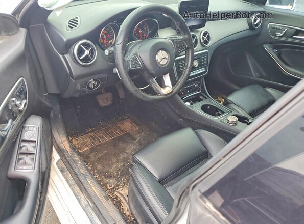 WDDSJ4EB8JN654133 2018 MERCEDES-BENZ CLA-CLASS White Dashboard view