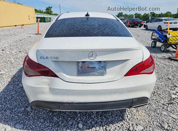 WDDSJ4EB8JN669912 2018 MERCEDES-BENZ CLA-CLASS White Вид ззаду