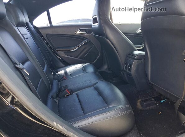 WDDSJ4EB8JN683177 2018 MERCEDES-BENZ CLA-CLASS Черный Вид задних сидений
