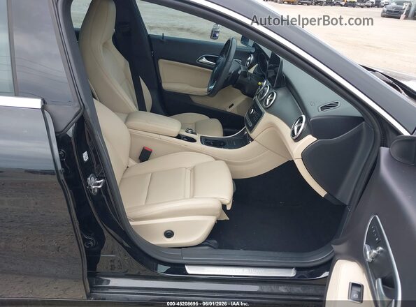 WDDSJ4EB8KN723789 2019 MERCEDES-BENZ CLA 250 Black Вид салону спереду