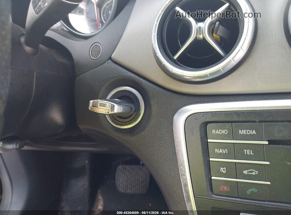 WDDSJ4EB9HN478879 2017 MERCEDES-BENZ CLA 250 Black Вид панелі приладів