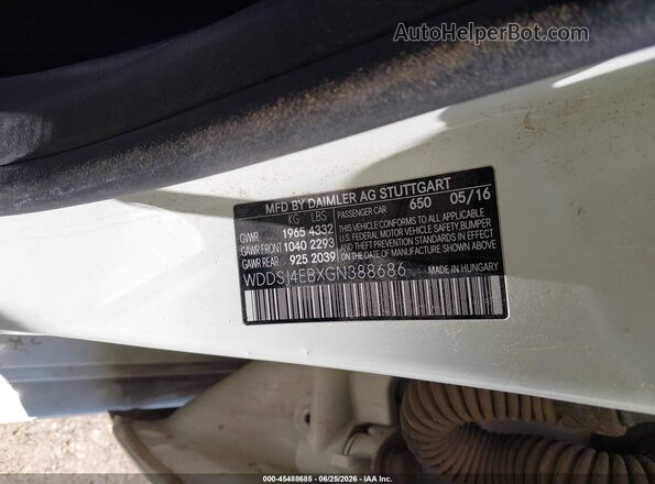 WDDSJ4EBXGN388686 2016 MERCEDES-BENZ CLA 250 White ძრავის განყოფილების ხედი