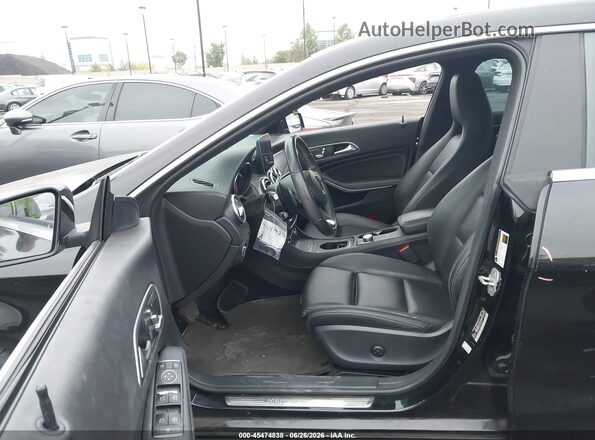 WDDSJ4EBXHN433451 2017 MERCEDES-BENZ CLA 250 Black Vista interior delantera