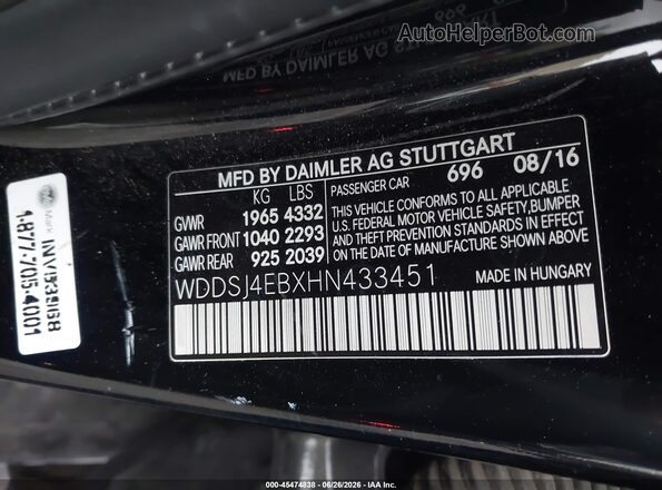 WDDSJ4EBXHN433451 2017 MERCEDES-BENZ CLA 250 Black Vista del compartimento del motor