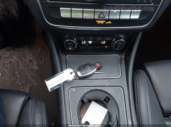 WDDSJ4EBXHN433451 2017 MERCEDES-BENZ CLA 250 Black Vista del salpicadero