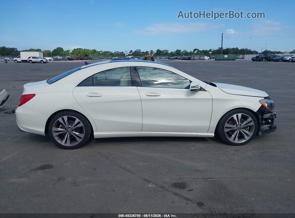 WDDSJ4EBXJN526721 2018 MERCEDES-BENZ CLA 250 Белый Панорамный вид салона 360°