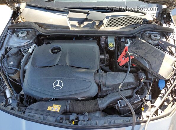 WDDSJ4EBXJN540084 2018 MERCEDES-BENZ CLA-CLASS Gray Widok wnętrza z tyłu