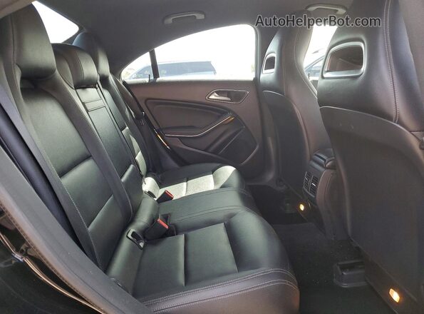 WDDSJ4GB0JN650655 2018 MERCEDES-BENZ CLA-CLASS Черный Вид задних сидений