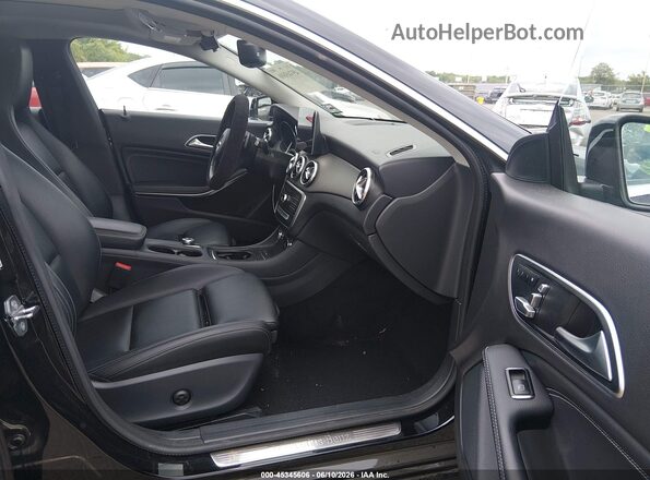 WDDSJ4GB1KN775522 2019 MERCEDES-BENZ CLA 250 Black Widok wnętrza z przodu