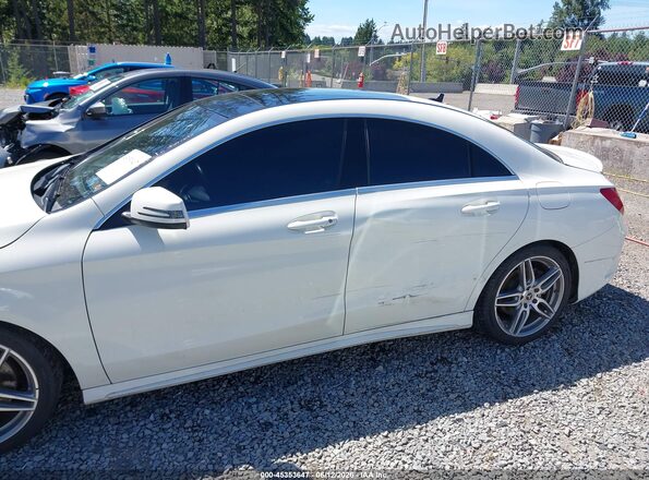 WDDSJ4GB2JN533501 2018 MERCEDES-BENZ CLA 250 White Widok z przodu