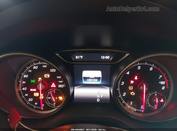 WDDSJ4GB7JN593256 2018 MERCEDES-BENZ CLA 250 White Widok tylnych siedzeń