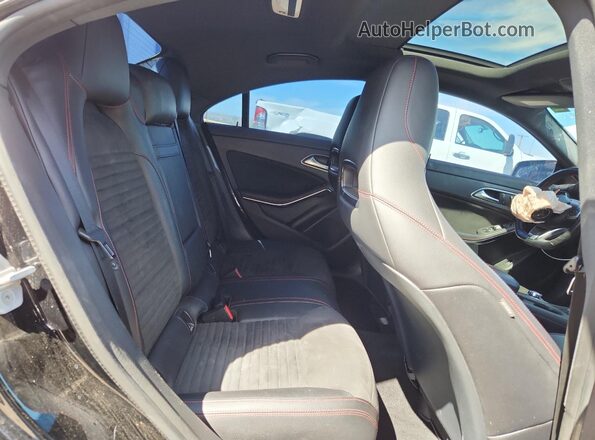WDDSJ5CB0JN595054 2018 MERCEDES-BENZ CLA-CLASS Black Widok tylnych siedzeń