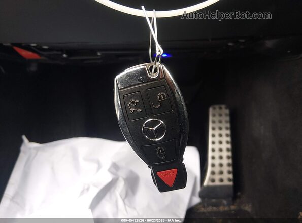 WDDUG7JB3HA325792 2017 MERCEDES-BENZ AMG S 63 White Widok deski rozdzielczej