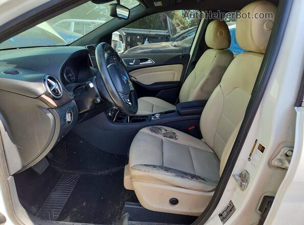 WDDVP9AB3GJ009002 2016 MERCEDES-BENZ B-CLASS White Widok wnętrza z przodu