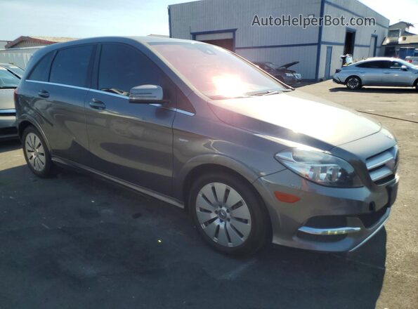 WDDVP9AB7HJ016326 2017 MERCEDES-BENZ B-CLASS Gray 