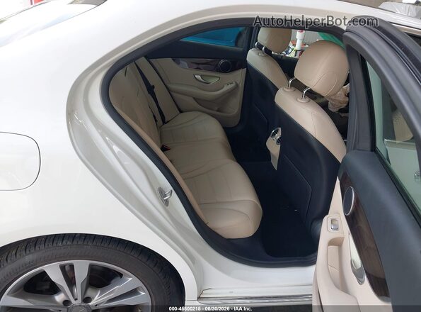 WDDWF4JB0GR141825 2016 MERCEDES-BENZ C-CLASS White Widok naklejki z numerem VIN