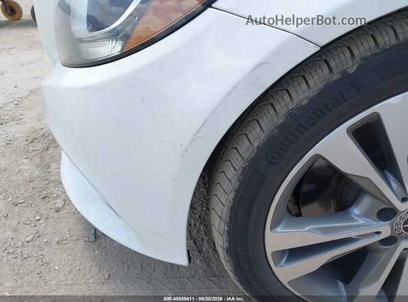 WDDWF4JB4JR387235 2018 MERCEDES-BENZ C-CLASS White Front view