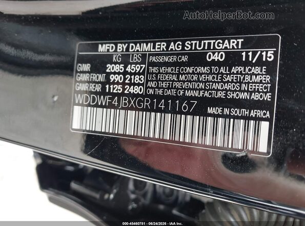 WDDWF4JBXGR141167 2016 MERCEDES-BENZ C-CLASS Black Widok komory silnika
