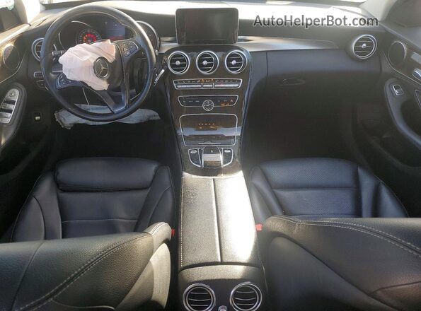 WDDWF4KB0GR140950 2016 MERCEDES-BENZ C Белый Вид панели приборов