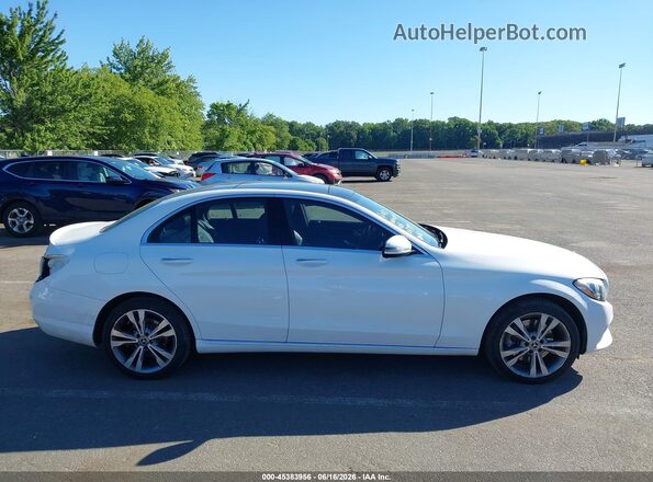 WDDWF4KB2JR414799 2018 MERCEDES-BENZ C-CLASS White Widok wnętrza z tyłu