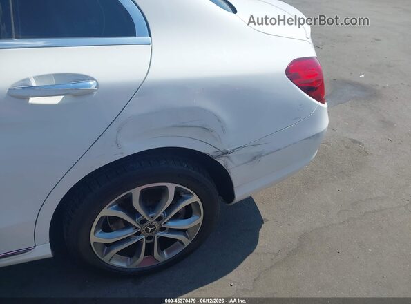WDDWF4KB3JR313397 2018 MERCEDES-BENZ C-CLASS White Widok z przodu
