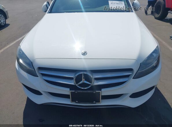 WDDWF4KB3JR313397 2018 MERCEDES-BENZ C-CLASS White Widok zestawu wskaźników
