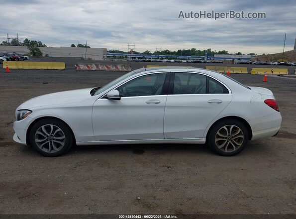WDDWF4KB4JR344982 2018 MERCEDES-BENZ C-CLASS White Widok wnętrza 360 stopni