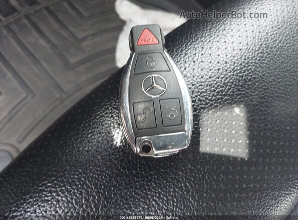 WDDWF4KB4JR396807 2018 MERCEDES-BENZ C-CLASS White Vista del salpicadero